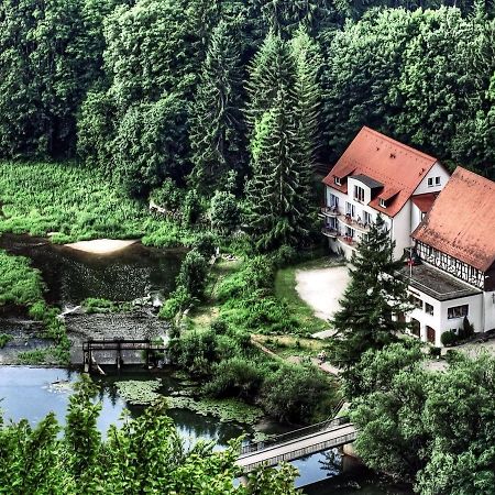 Hotel-Gasthof Neumuehle Kreenheinstetten Exteriör bild